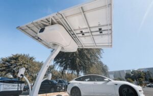Is It Better To Charge Tesla At Lower Amps? (Explained)