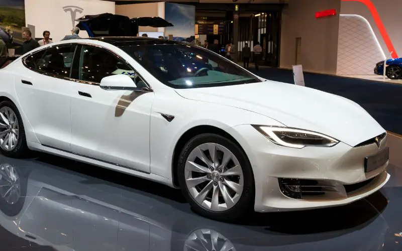 9 Problems With Tesla Model S