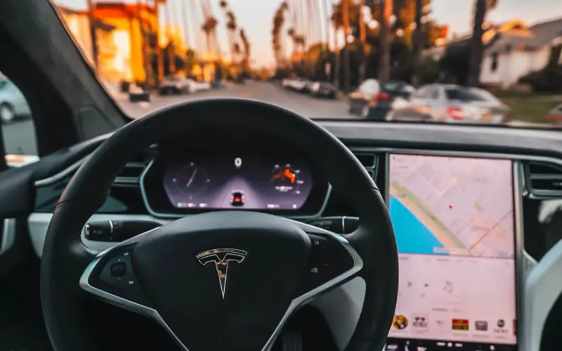 Tesla No Connectivity