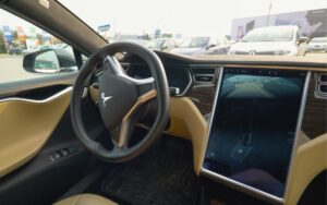 13 Possible Reasons For Tesla Screen Not Turning On!