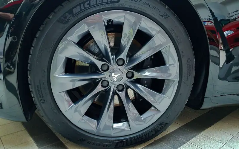 Tesla Tire Pressure 