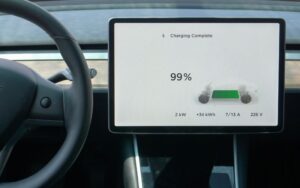 4 Possible Reasons Your Tesla Software Update Stuck At 50 & 60!